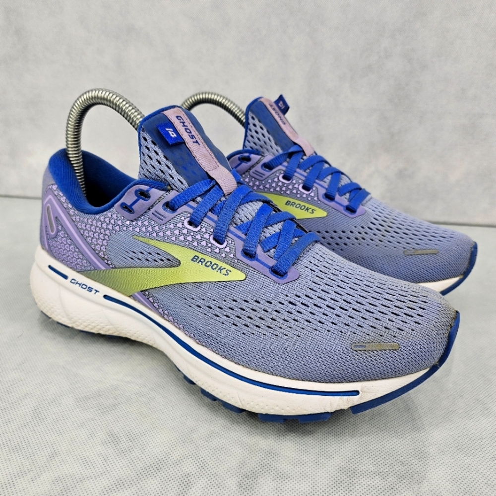 Brooks Ghost 14 women's shoes size 7 Medium (B)